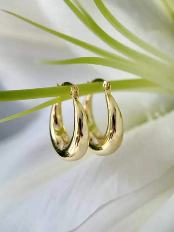 kolczyki koła łezki pozłacane (1) kolczyki koła w formie łezki