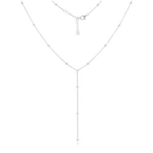 naszyjnik krawatka z kuleczkami ze srebra 925 na bialym tle