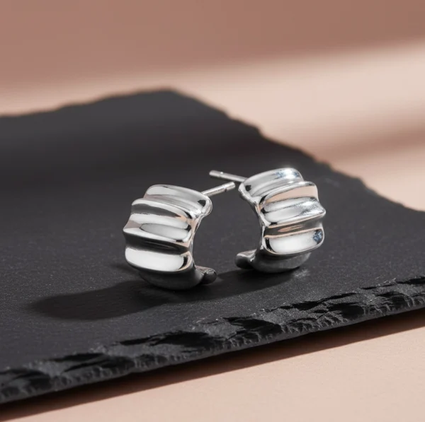 kolczyki falowane srebrne faliste organiczne lukier jewellery kolczyki faliste falowane organiczne srebrne rodowane lukier jewellery